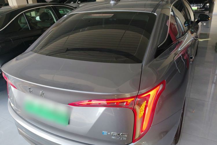 Used Hongqi E-QM5 2024 610 km PLUS