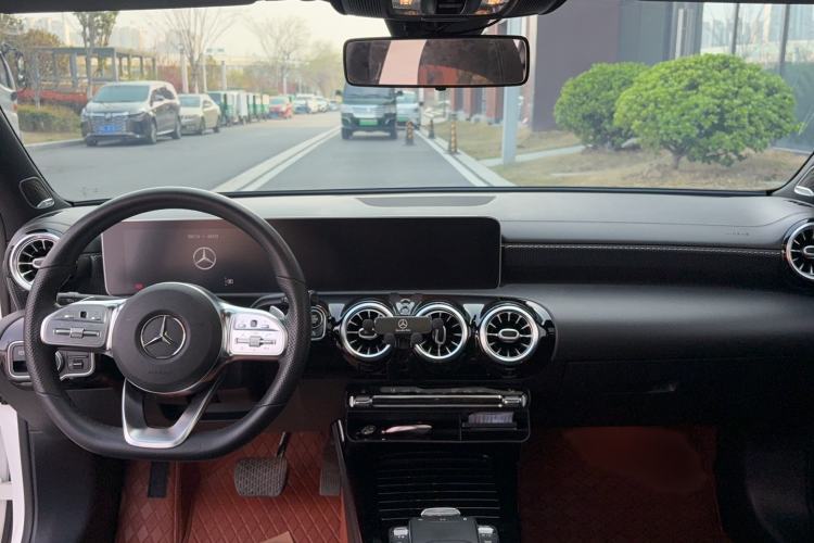 Used Mercedes-Benz A-Class 2020 Restyled A 200 L Sport Sedan Fashion Version