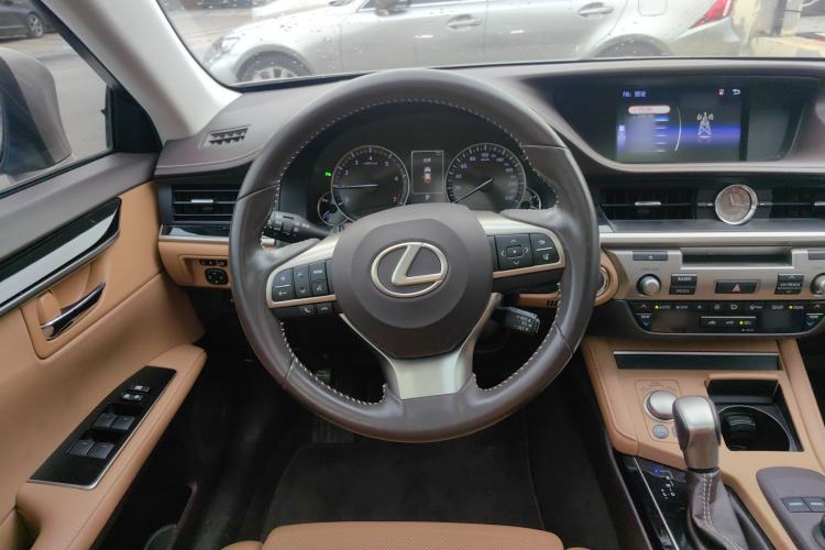 Used Lexus ES 2015 200 Elite Edition Steering Wheel