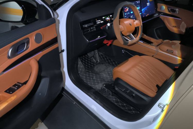 Used NETA L 2024 Extended-Range 220 Flash-Charge Edition
