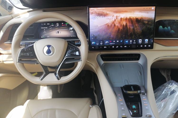 Used Denza N7 2024 630 All-Wheel Drive Intelligent Driving Ultra Version Center Console