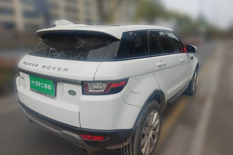 Used Land Rover Range Evoque 2017 2.0T SE Smart Glow Edition
