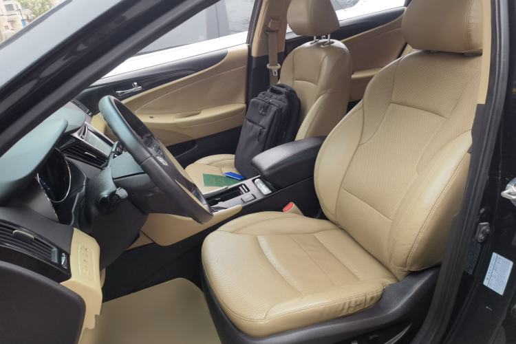 Used Hyundai Sonata 2013 2.0L Automatic Luxury Edition
