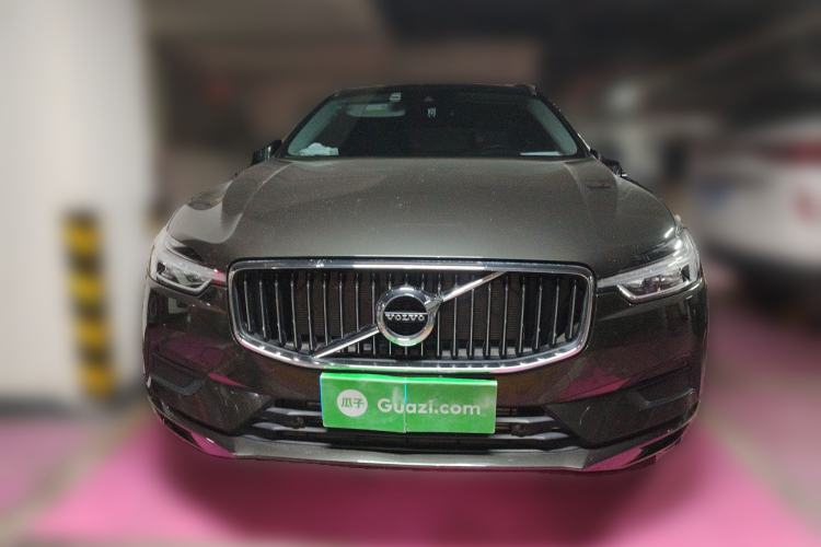 Used Volvo XC60 2019 T5 4x4 Smart Edition China V Standard