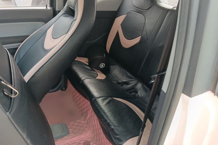 Used Chery QQ Ice Cream 2022 170km Sundae Phosphate Lithium-Ion
