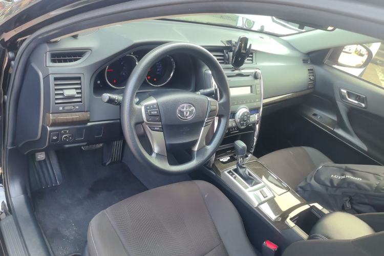 Used Toyota Reiz 2013 2.5S Elite Edition Center Console