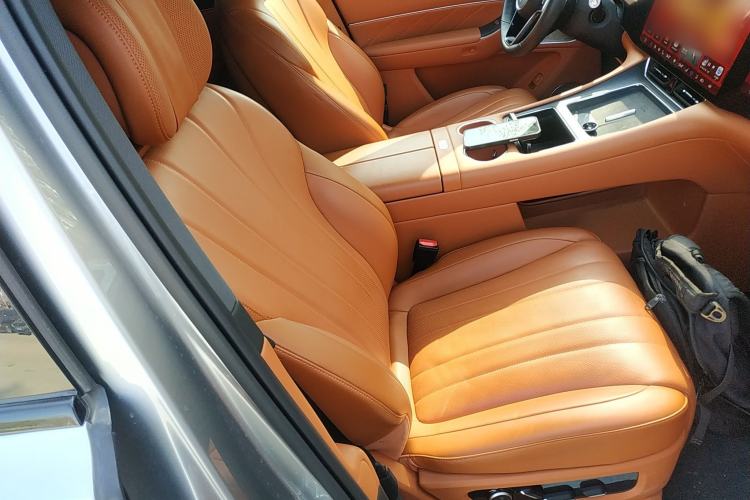 Used Hima AITO M8 2025 Extended-Range Ultra Version 53.4 kWh 5-Seater Edition
