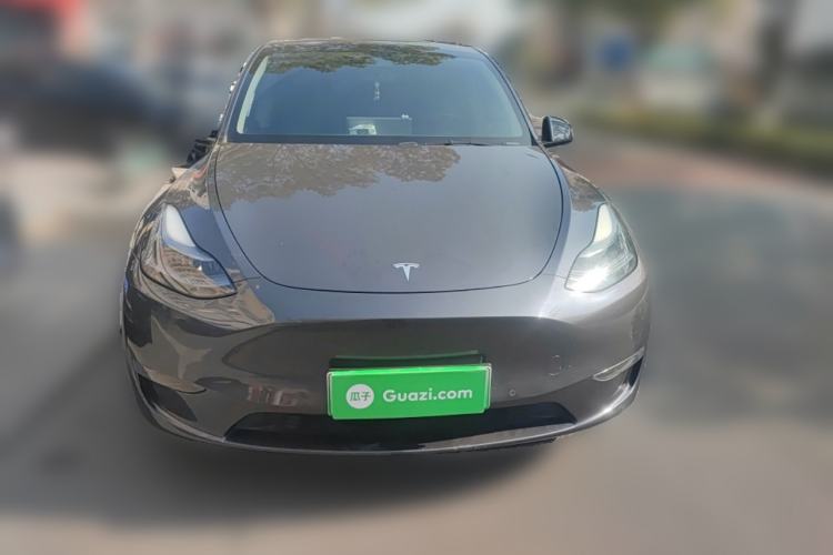 Used Tesla Model Y 2022 Long-Range All-Wheel-Drive Version Front