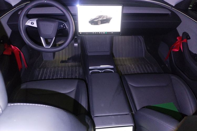 Used Tesla Model 3 2025 Model Revised Rear-Wheel-Drive Version
