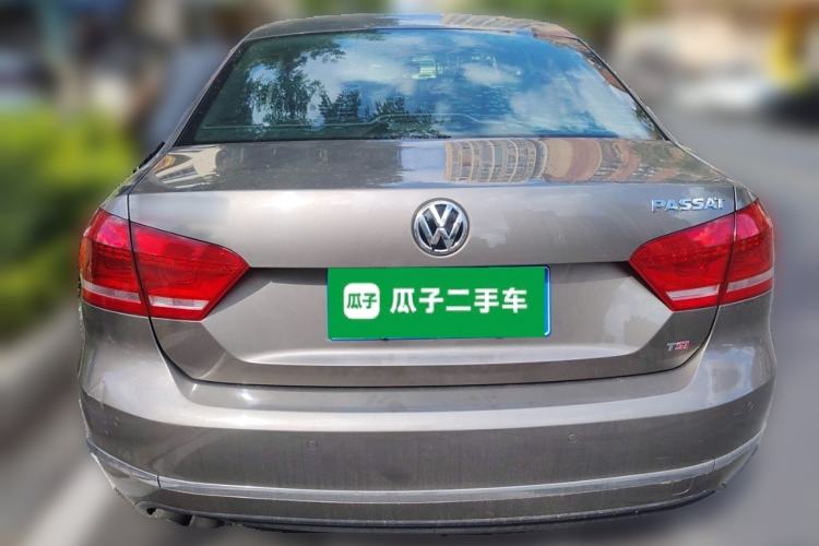 Used Volkswagen Passat 2014 1.8TSI DSG Prestige Navigation Edition
