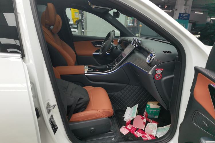 Used Mercedes-Benz GLC 2023 GLC 260 L 4MATIC Luxury Model 5 Seats