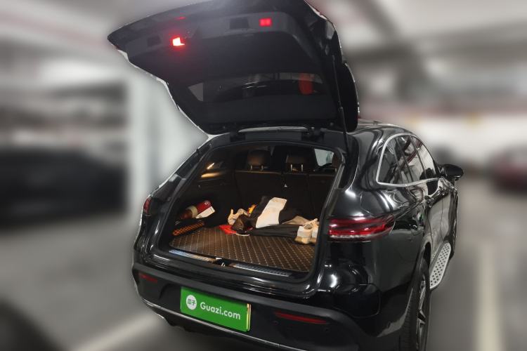 Used Mercedes-Benz EQC 2020 EQC 400 4MATIC Trunk
