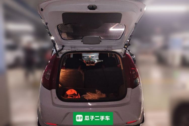 Used Chevrolet Sail 2011 Hatchback 1.4L Manual Happiness Edition