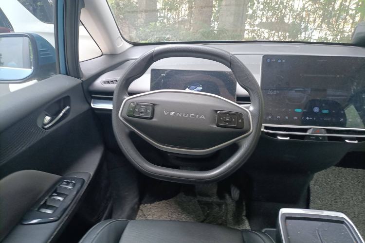 Used Venucia VX6 2024 520 Travel Edition
