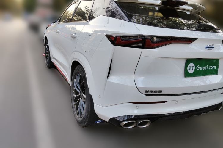 Used CHANGAN OSHAN Z6 2022 Blue Whale 1.5T DCT Smart Navigation Model Rear Left 45 Deg