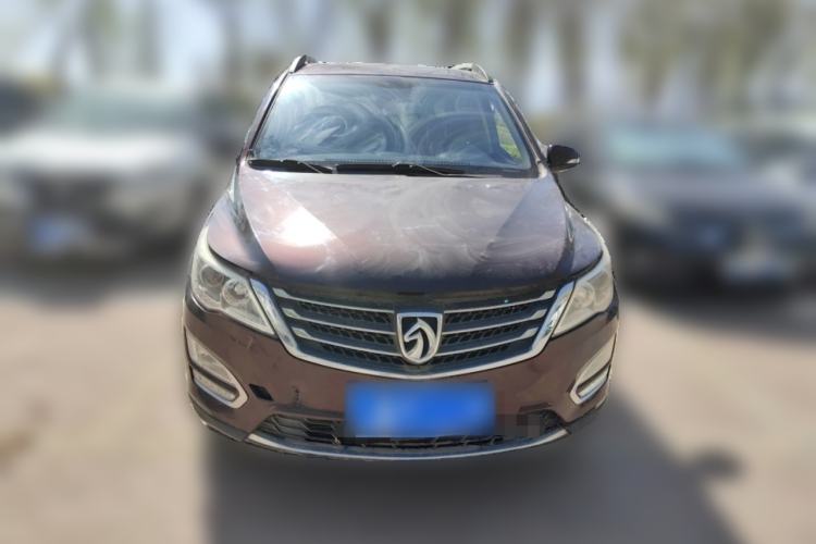 Used Baojun 560 2016 1.5T Manual Elite Edition Front