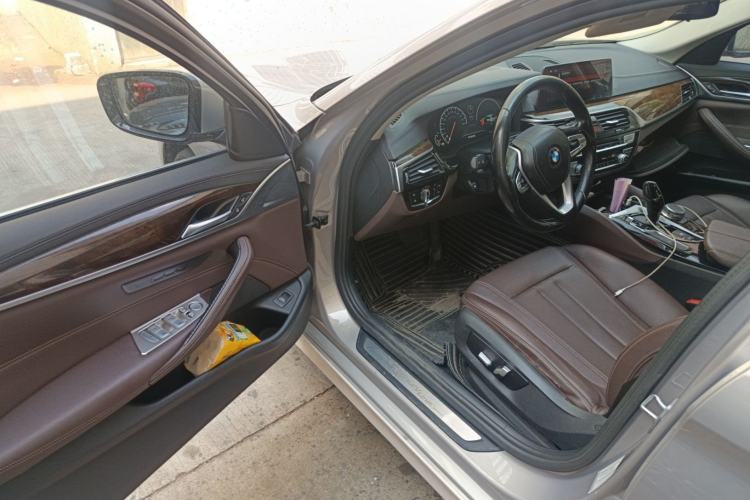 Used BMW 5 Series 2019 525Li Luxury Package