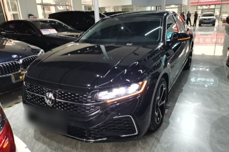 Used Volkswagen Passat 2024 330TSI Starry Elite Edition
