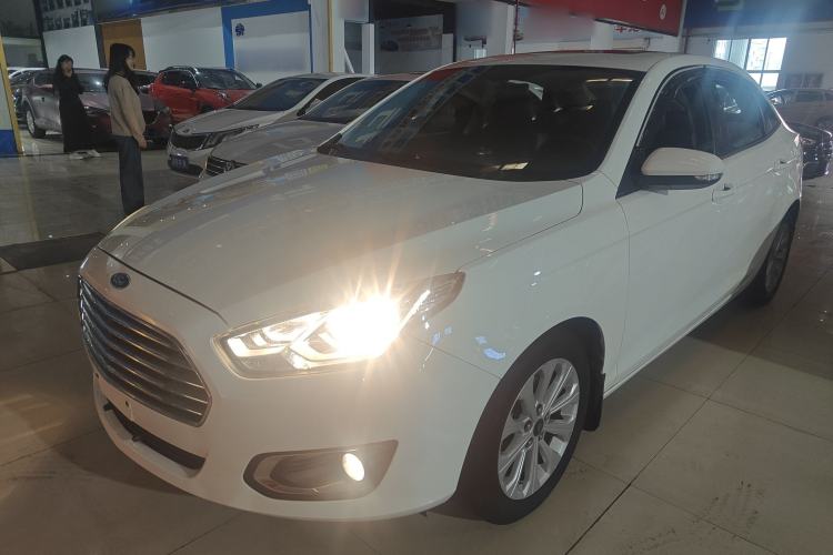 Used Ford Escort 2017 Happiness Edition 1.5L Automatic Fashion Version