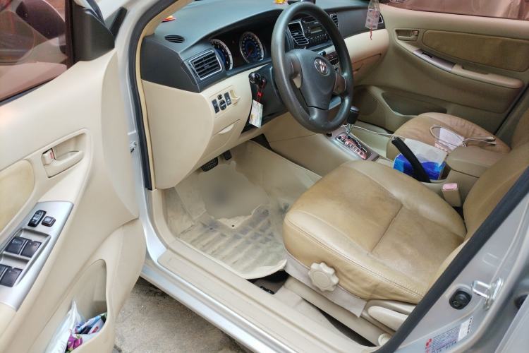 Used Toyota Corolla EX 2013 1.6L Automatic Excellence Edition Driver Seat