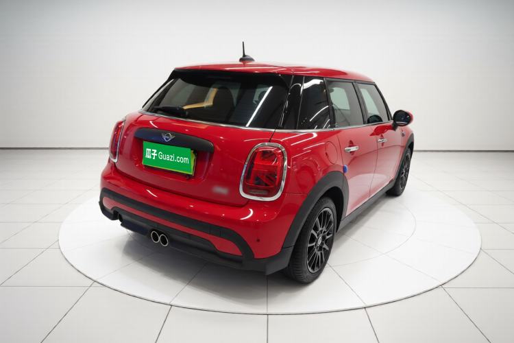 Used MINI 2023 1.5T ONE Five-Door Edition Rear Right 45 Deg