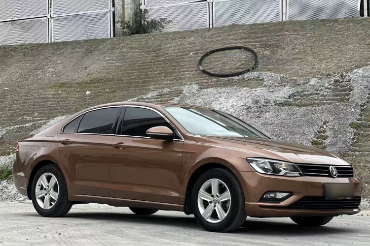 Used Volkswagen Lamando 2018 230TSI DSG Fashion Edition Exterior 2