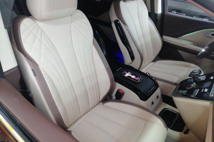 Used Bestune M9 2023 2.0T Ultimate Edition