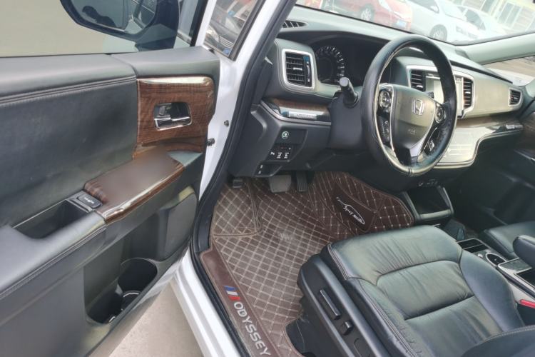 Used Honda Odyssey 2017 2.4L Smart Edition Driver Seat