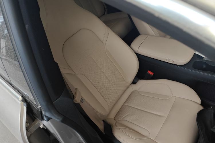 Used Nio ET5T 2023 75 kWh Touring