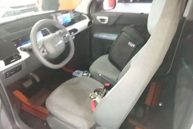 Used Geely Galaxy Panda 2023 Panda Mini 200km Endurance Bear
