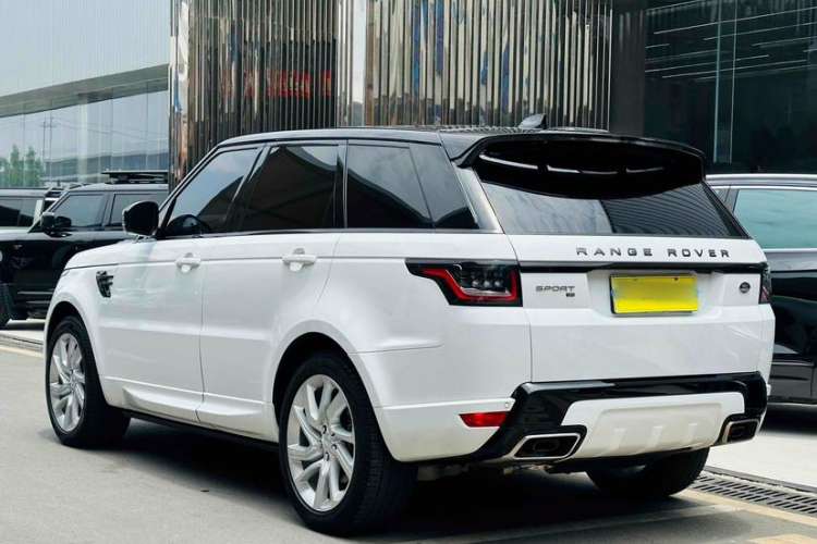 Used Land Rover Range Rover Sport 2019 3.0 L6 HSE DYNAMIC

