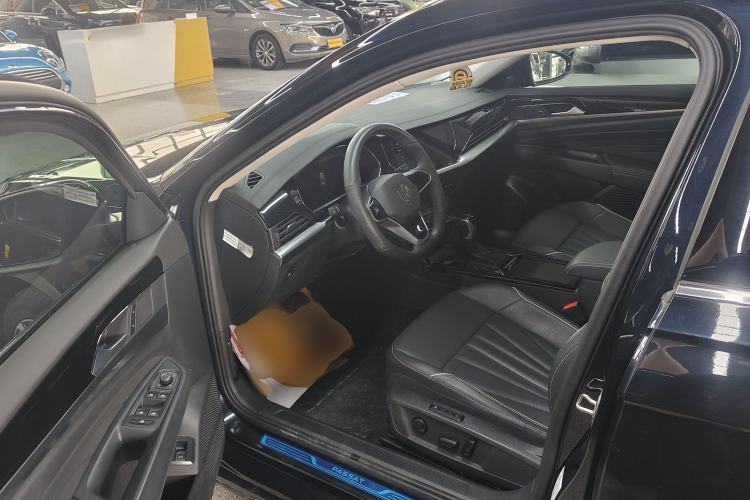 Used Volkswagen Passat 2024 380TSI Dragon Edition