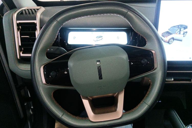 Used iCAR 03 2024 501km Four-wheel Drive Long-Range Advanced Version Steering Wheel