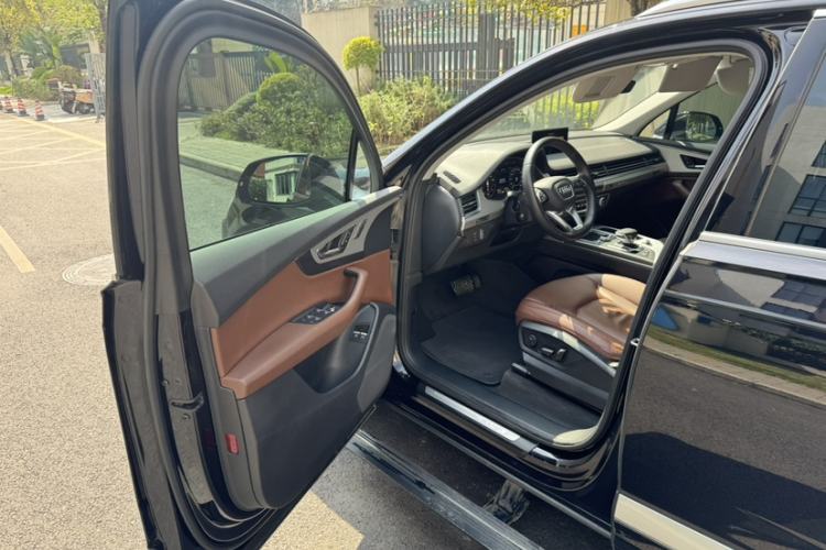 Used Audi Q7 New Energy 2019 55 e-tron
