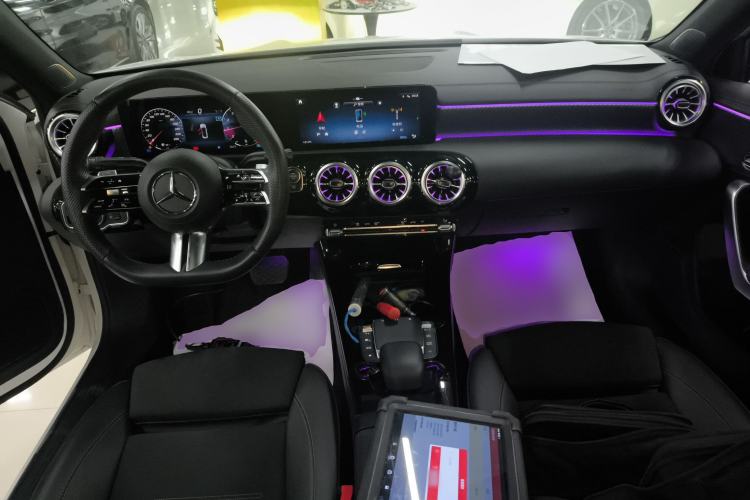 Used Mercedes-Benz A-Class 2023 A 200 L Fashion Model Center Console