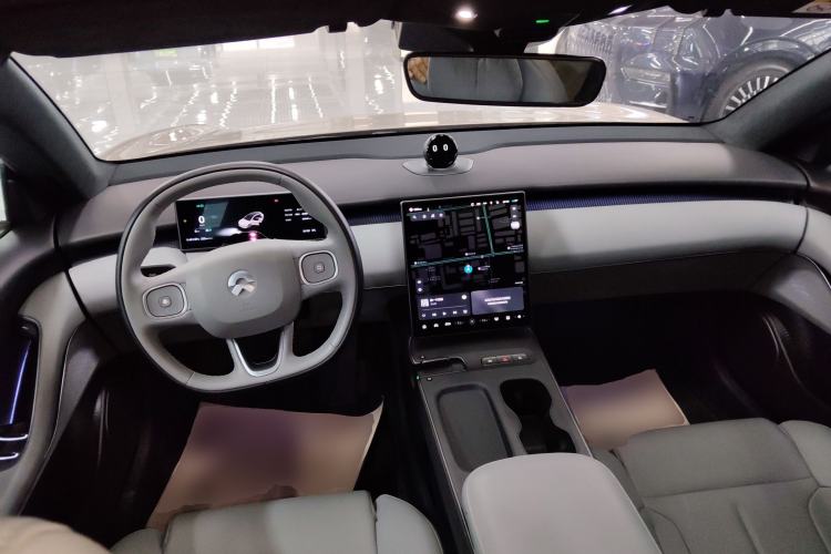 Used Nio ET5T 2023 75 kWh Touring