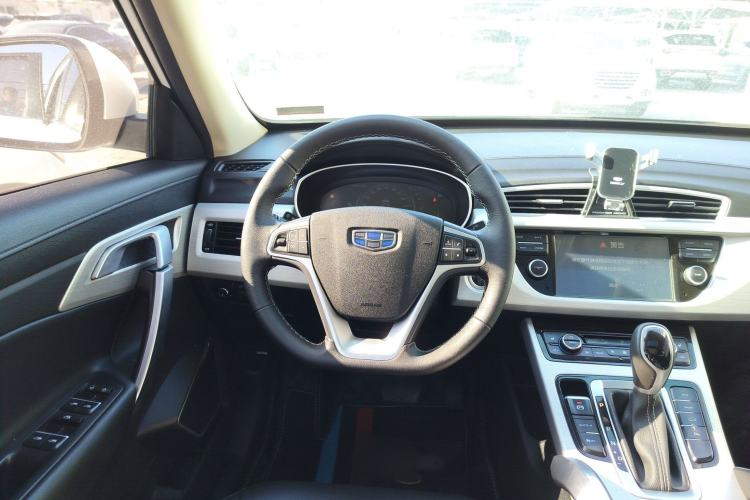 Used Geely Auto Emgrand X7 Sport 2018 1.8TD Automatic Two-Wheel Drive Smart Connect 4G Internet Edition