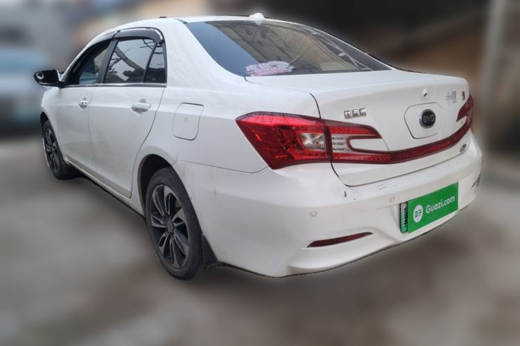 Used BYD Qin New Energy 2015 1.5T Dual-Crown Flagship Edition
