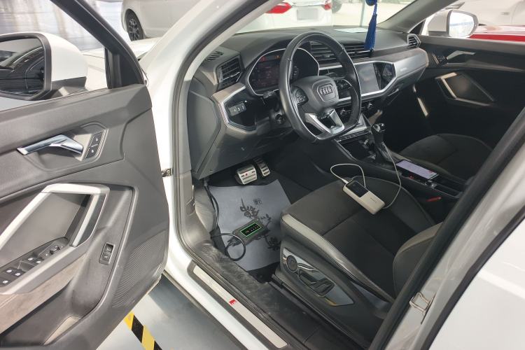 Used Audi Q3 2019 35 TFSI Fashion Dynamic Model