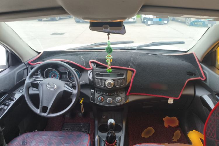 Used Land X5 2013 2.0T Manual Enjoyment Edition Center Console