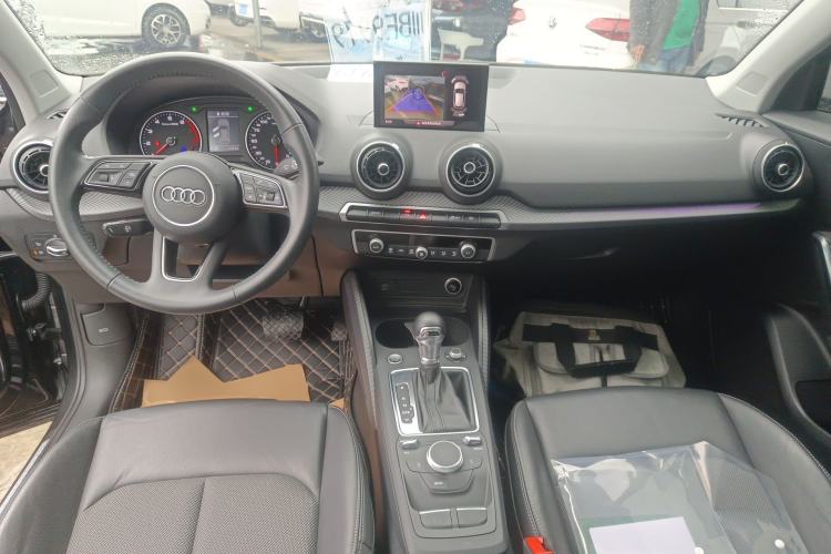 Used Audi Q2L 2021 35 TFSI Fashion Dynamic Model
