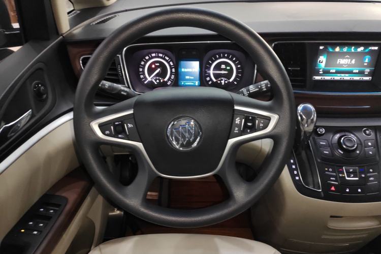 Used Buick GL8 2018 28T Comfort Model China VI Standard