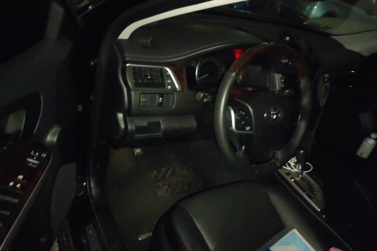 Used Toyota Camry 2015 2.0G Premier Edition
