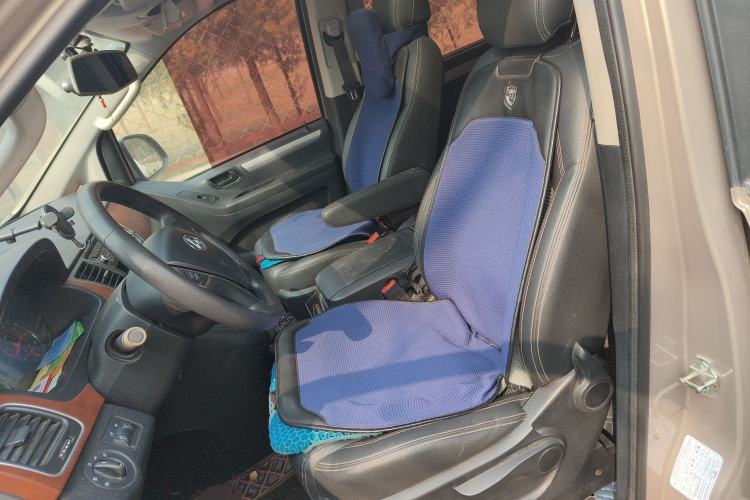 Used SAIC MAXUS G10 2016 2.0T Automatic Elite Edition
