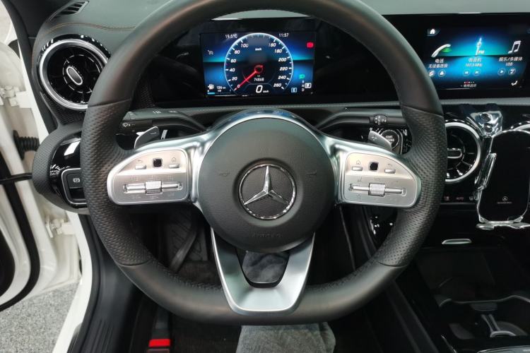 Used Mercedes-Benz A-Class 2019 Restyled A 180 L Sport Sedan Steering Wheel