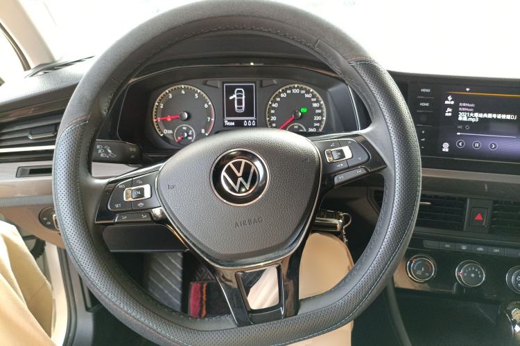 Used Volkswagen Bora 2021 1.5L Automatic Comfort Smart Connect Edition Steering Wheel
