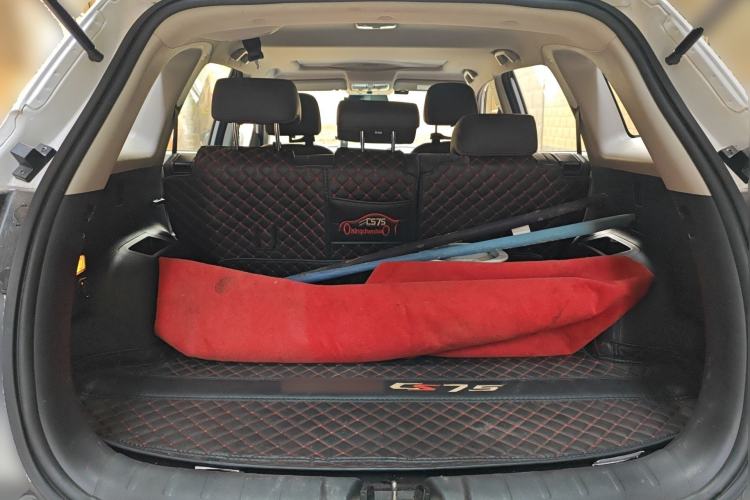 Used CHANGAN CS75 2016 1.8T Automatic Elite Model China V Standard Trunk