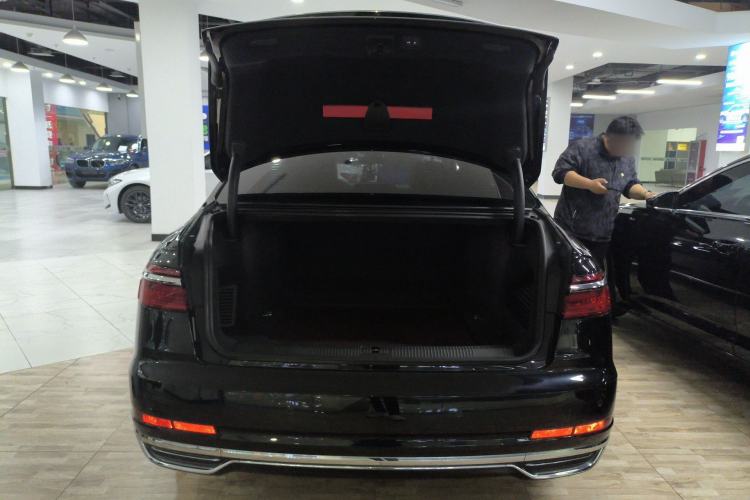 Used Audi A8 2019 Plus A8L 50 TFSI quattro Comfort Model Trunk