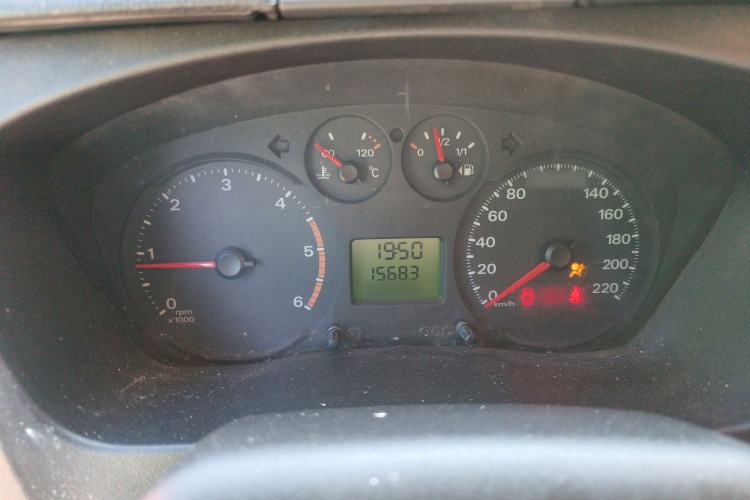 Used Ford Transit Custom 2009 2.4T Diesel Standard Version Short Wheelbase Mid-Roof China Stage III