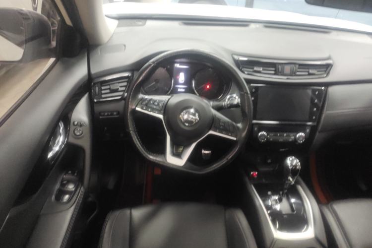 Used Nissan X-Trail 2023 Classic 2.0L Two-Wheel Drive Smart Connect Premium Edition Steering Wheel